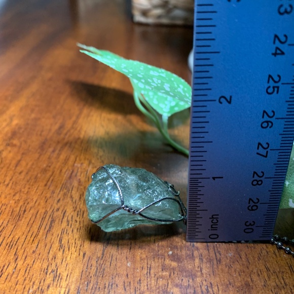 Natural Crystal Large Chunky Stone Copper Wrapped Pendant Necklace - Picture 12 of 12